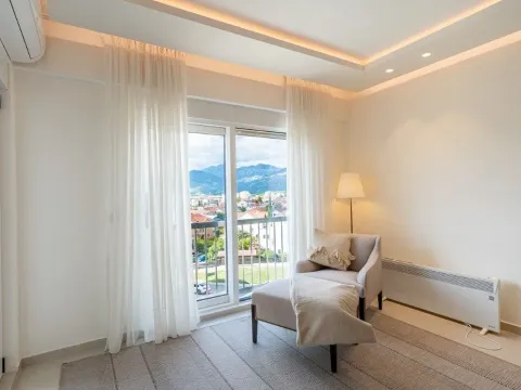 Prodaja, dvosoban stan, 122m², Tivat, Crna Gora - image 3