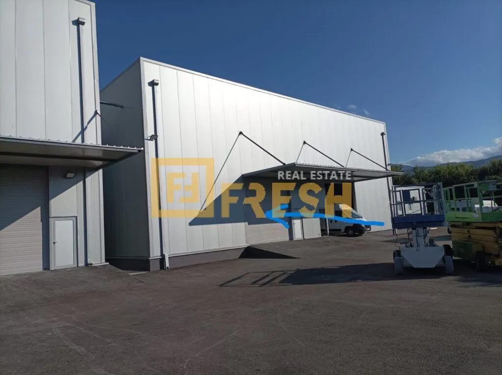 Rent, office space, 200m², Danilovgrad, Crna Gora