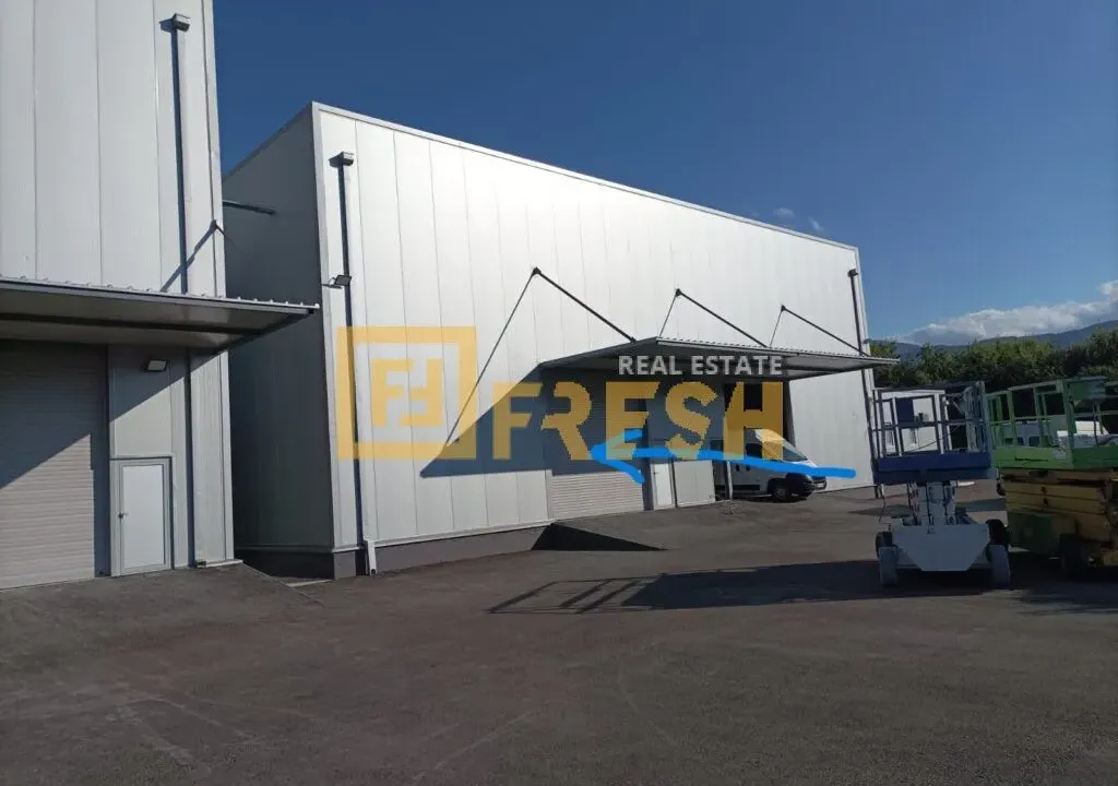 Rent, office space, 200m², Danilovgrad, Crna Gora