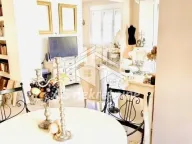 Izdavanje, trosoban stan, 110m², Stari Grad, Beograd - image 10