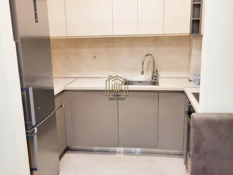 Izdavanje, trosoban stan, 95m², Momišići, Podgorica - image 5