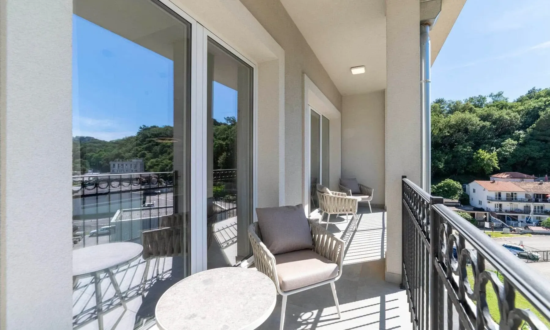 Prodaja, dvosoban stan, 94m², Kotor, Crna Gora