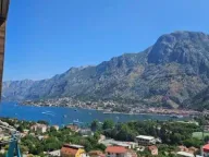 Izdavanje, dvosoban stan, 70m², Škaljari, Kotor - image 7