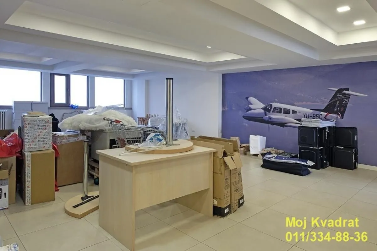 Rent, office space, 653m², Stari Merkator, Novi Beograd Sve Podlokacije