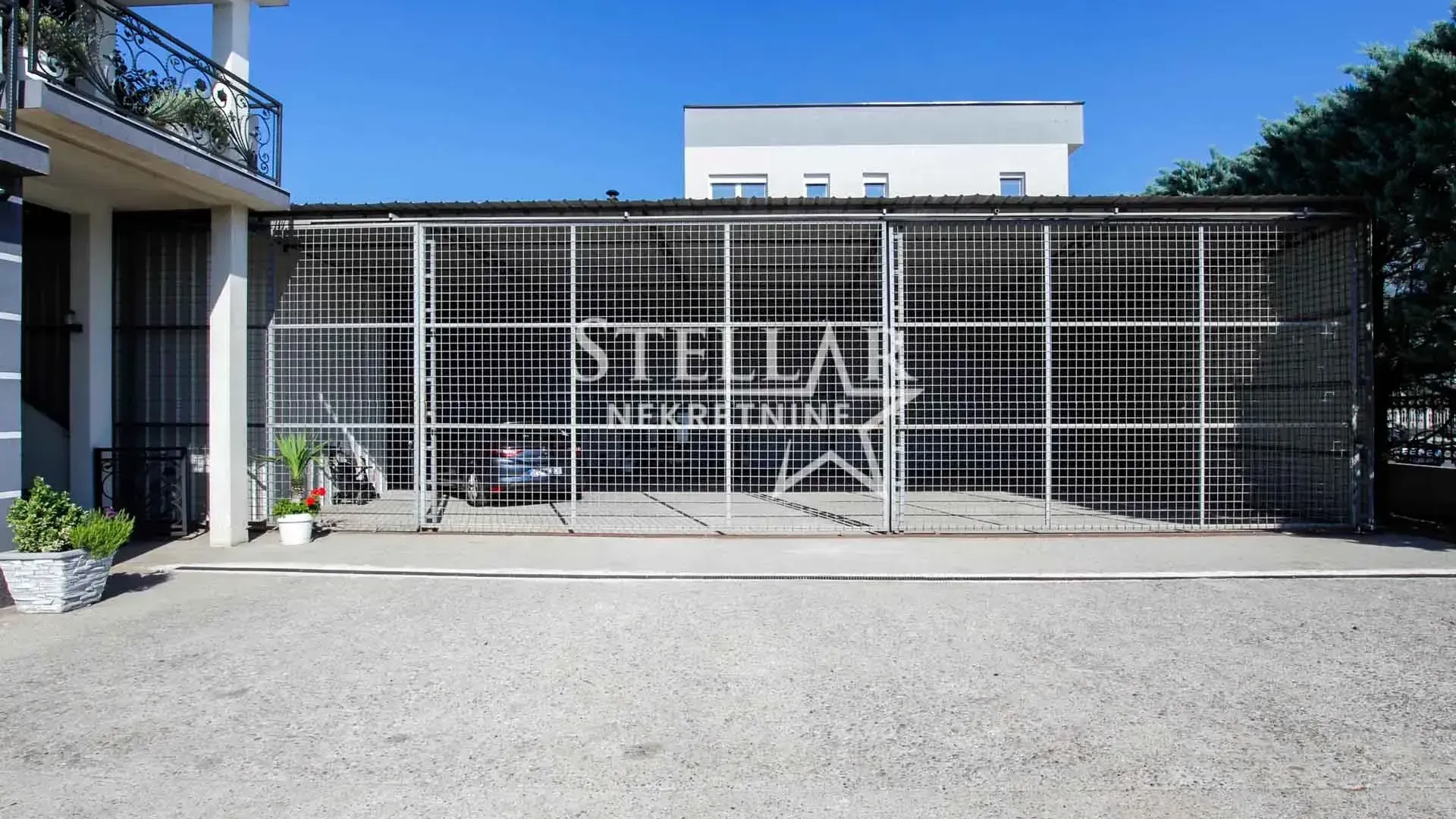 Rent, office space, 110m², Stari Aerodrom, Podgorica
