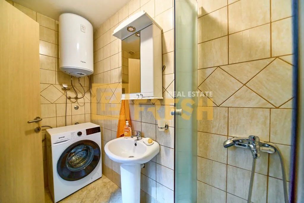 Rent, one bedroom apartment, 42m², Stari Aerodrom, Podgorica