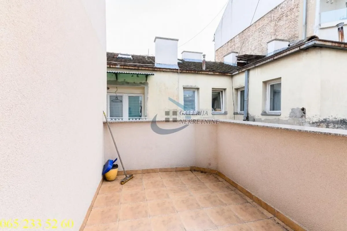 Rent, three bedroom apartment, 62m², Stari Grad, Beograd
