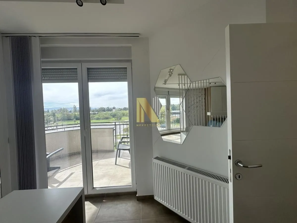 Rent, office space, 90m², Nova Detelinara, Novi Sad Sve Podlokacije