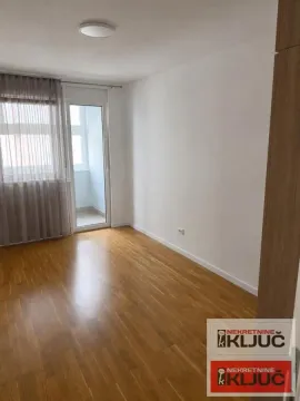 Prodaja, trosoban stan, 59m², Petrovaradin, Novi Sad - image 3