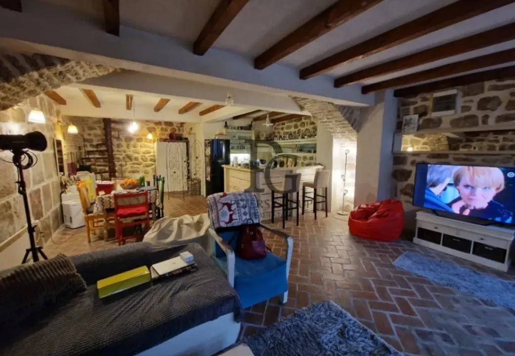 Sale, house, 106m², Stari Grad, Herceg Novi