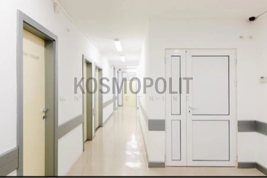 Sale, office space, 149m², Slavujev Venac, Zvezdara Sve Podlokacije