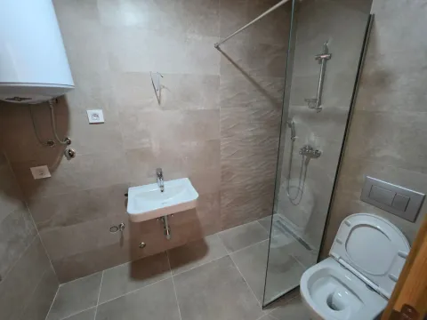Sale, one bedroom apartment, 45m², Bečići, Budva - image 17