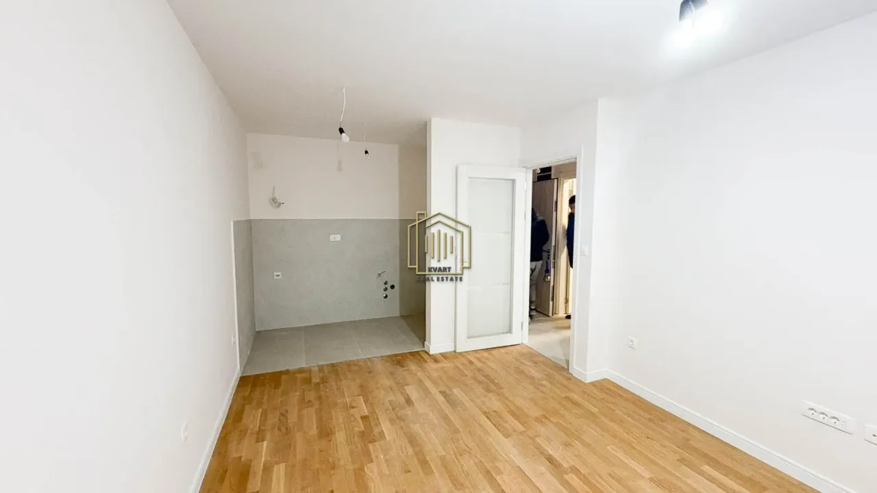 Prodaja, jednosoban stan, 40m², Pobrežje, Podgorica