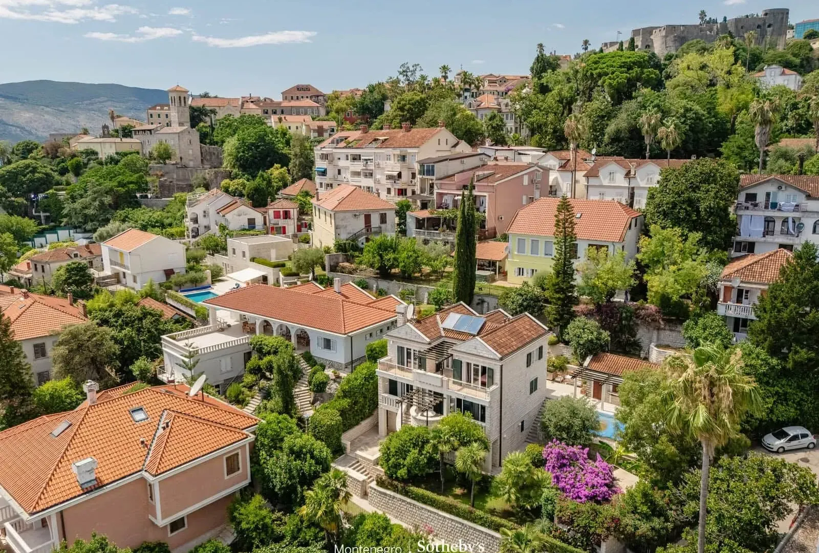 Sale, house, 233m², Savina, Herceg Novi