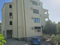 Sale, one bedroom apartment, 49m², Petrovac, Budva - image 11