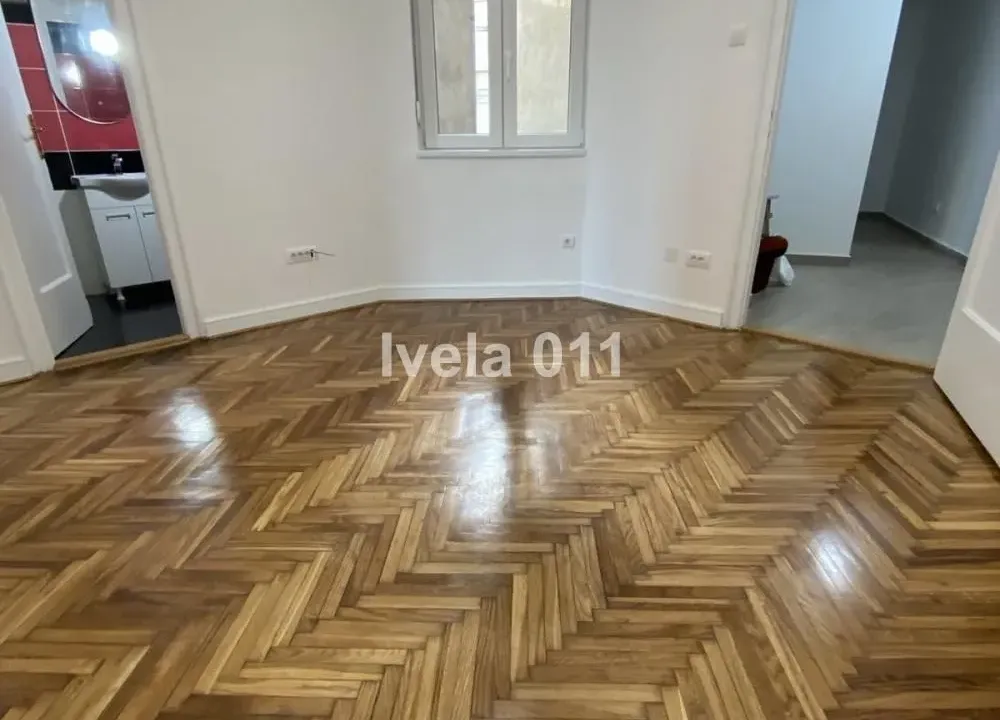 Prodaja, dvosoban stan, 49m², Kalenić Pijaca, Vračar Sve Podlokacije