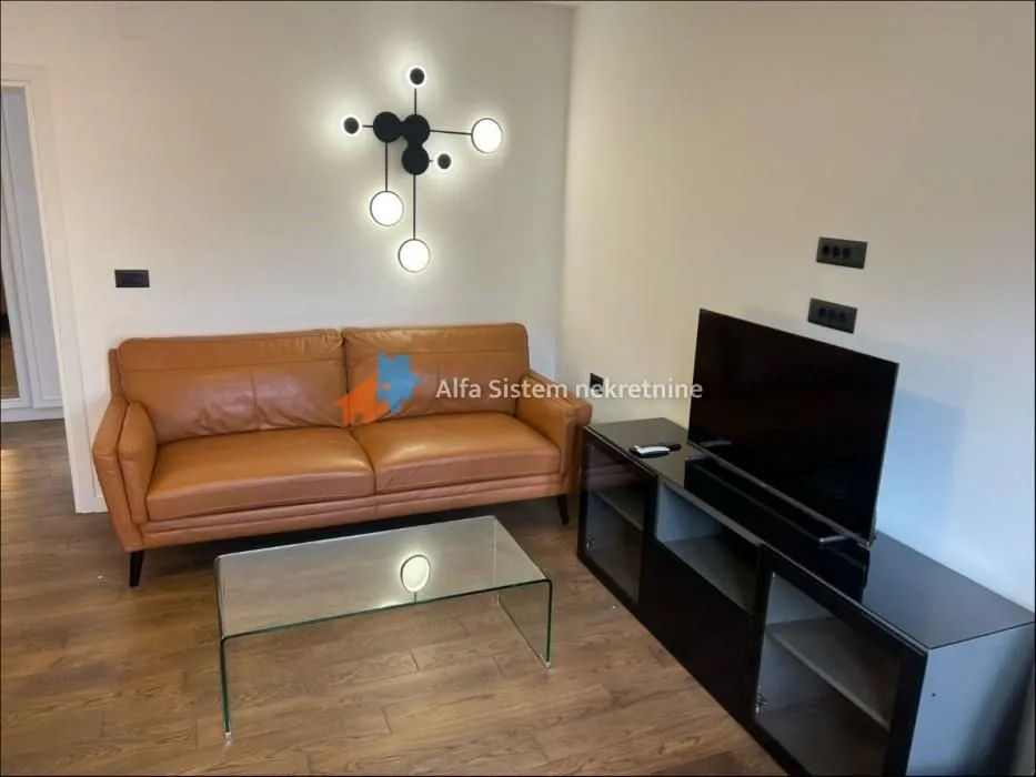 Prodaja, dvosoban stan, 61m², Neimar, Vračar Sve Podlokacije