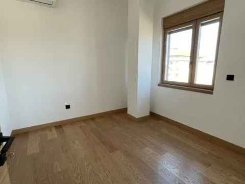 Prodaja, jednosoban stan, 123m², Adamovićevo Naselje, Novi Sad Sve Podlokacije - image 8