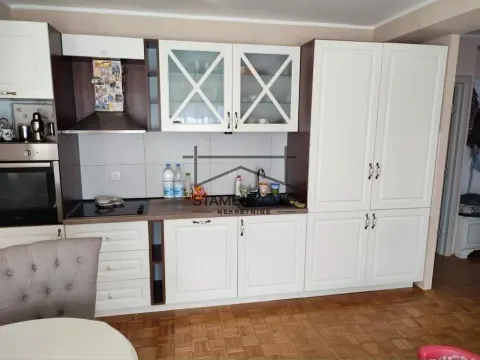 Rent, three bedroom apartment, 51m², Rotkvarija, Novi Sad Sve Podlokacije - image 4