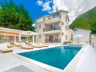 Sale, house, 240m², Stoliv, Kotor - image 1