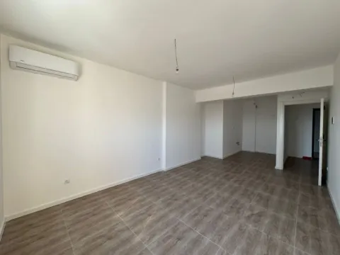 Sale, one bedroom apartment, 47m², Ilino, Bar - image 2