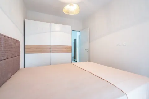 Izdavanje, jednosoban stan, 55m², Central Point, Podgorica - image 8