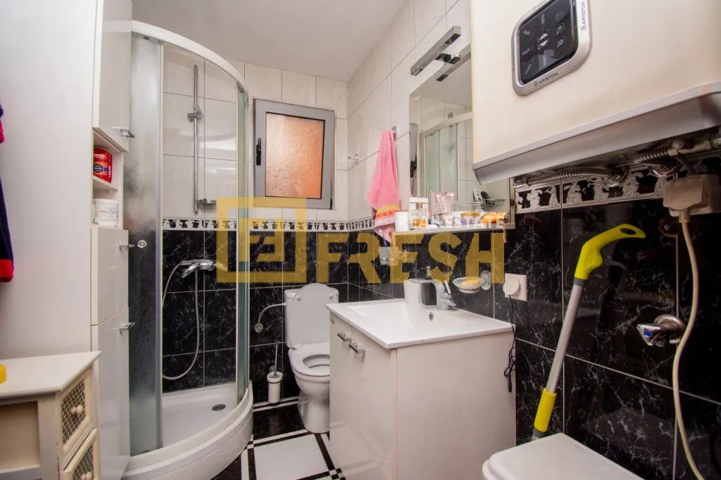 Prodaja, četvorosoban stan, 139m², Momišići, Podgorica