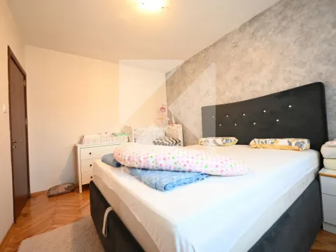 Prodaja, kuća, 200m², Zelenika, Podgorica - image 10