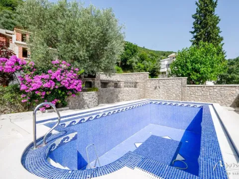 Prodaja, kuća, 560m², Petrovac, Budva - image 57