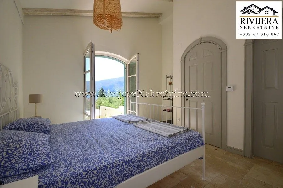 Prodaja, kuća, 184m², Baošići, Herceg Novi