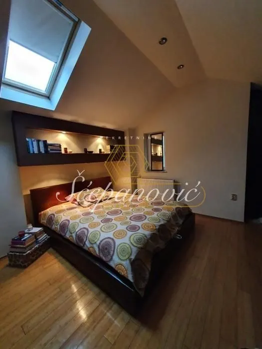 Prodaja, trosoban stan, 113m², Nova Detelinara, Novi Sad Sve Podlokacije