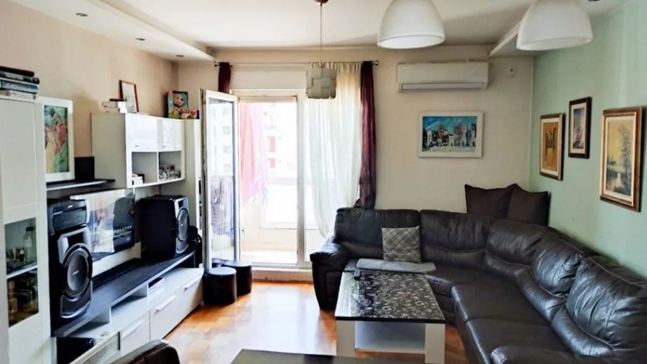 Prodaja, jednosoban stan, 49m², Stari Aerodrom, Podgorica