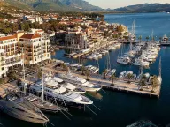 Sale, three bedroom apartment, 193m², Tivat, Crna Gora - image 4