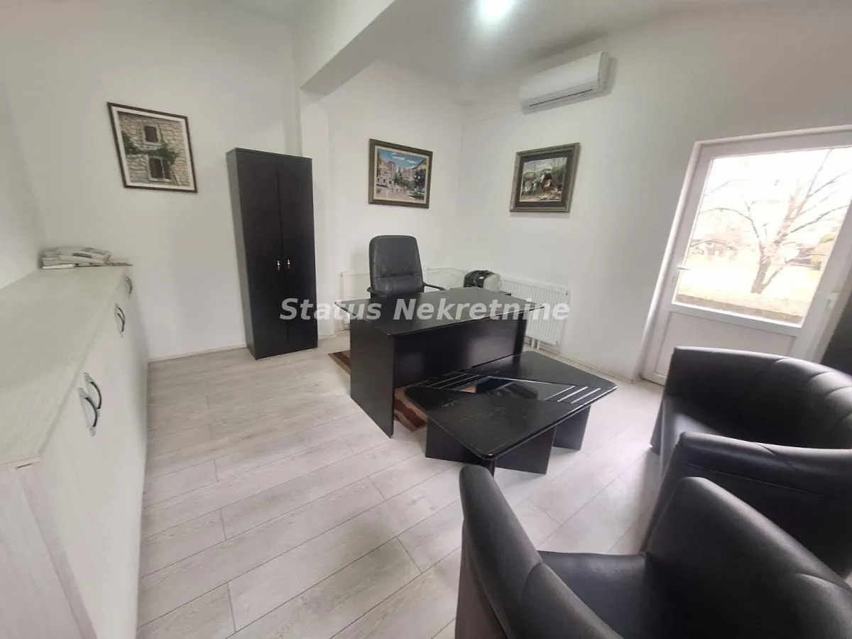 Izdavanje, poslovni prostor, 35m², Liman 3, Novi Sad Sve Podlokacije