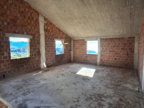 Sale, house, 220m², Markovići, Budva - image 4