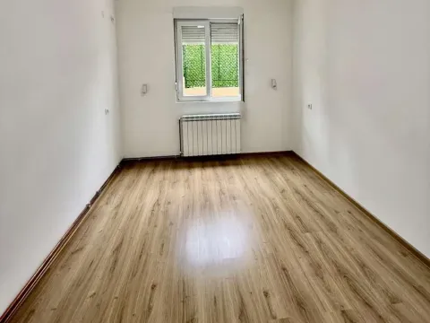 Prodaja, trosoban stan, 81m², Trošarina, Voždovac Sve Podlokacije - image 4