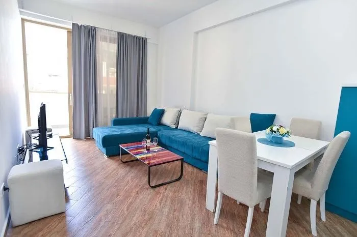 Rent, one bedroom apartment, 45m², Centar, Budva
