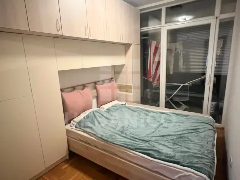 Prodaja, jednosoban stan, 42m², City Kvart, Podgorica - image 6