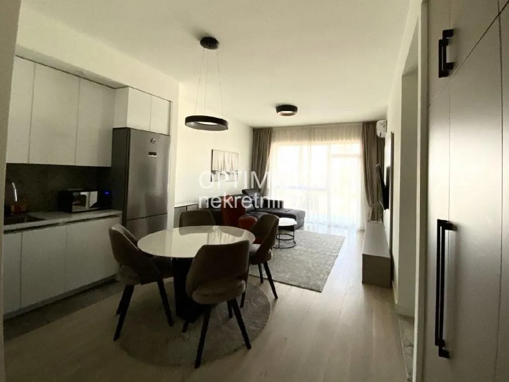 Rent, three bedroom apartment, 79m², Savski Venac, Beograd