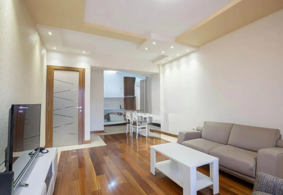 Izdavanje, dvosoban stan, 75m², Donja Gorica, Podgorica