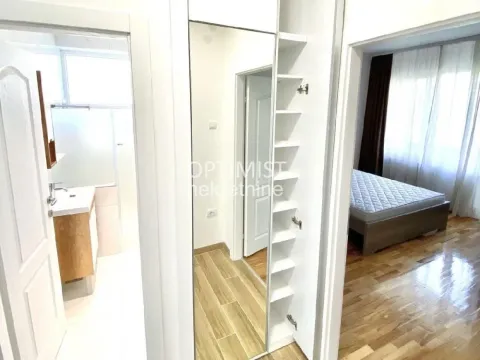 Rent, two bedroom apartment, 46m², Savski Venac, Beograd - image 7