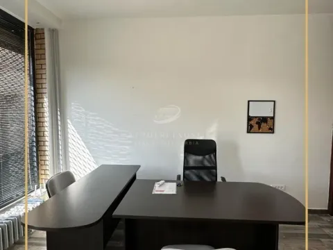 Rent, office space, 22m², Autokomanda, Voždovac Sve Podlokacije - image 2