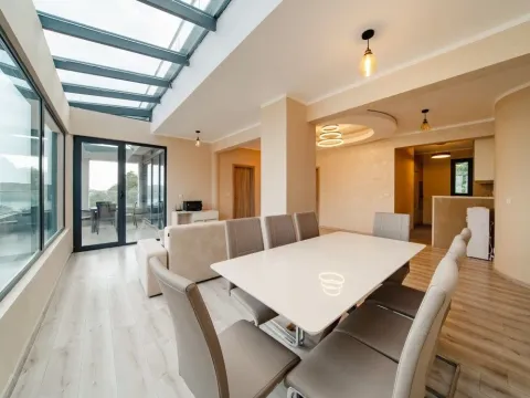 Sale, three bedroom apartment, 233m², Bečići, Budva - image 32