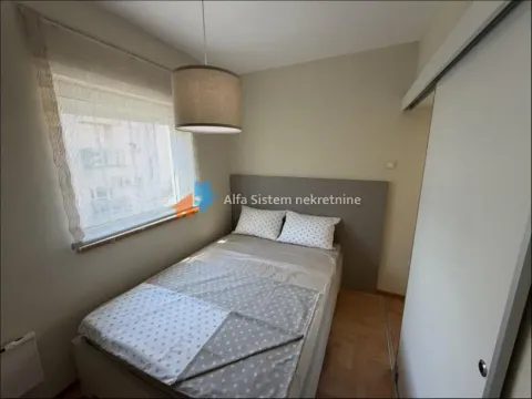 Izdavanje, dvosoban stan, 54m², Kalenić Pijaca, Vračar Sve Podlokacije - image 11