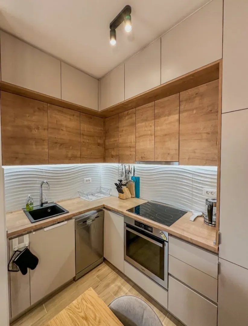 Izdavanje, jednosoban stan, 45m², Blok 9, Podgorica