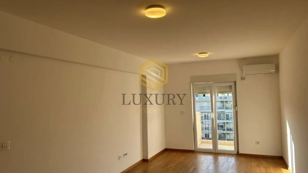 Rent, two bedroom apartment, 65m², Stari Aerodrom, Podgorica