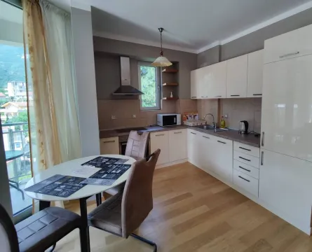Rent, one bedroom apartment, 55m², Bečići, Budva - image 3