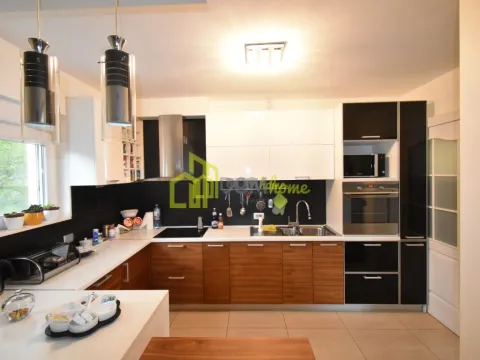 Prodaja, kuća, 212m², Donji Kokoti, Podgorica - image 15