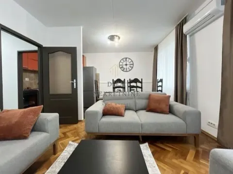 Izdavanje, dvosoban stan, 70m², Preko Morače, Podgorica - image 8