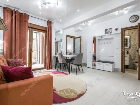 Sale, two bedroom apartment, 77m², Tivat, Crna Gora - image 18